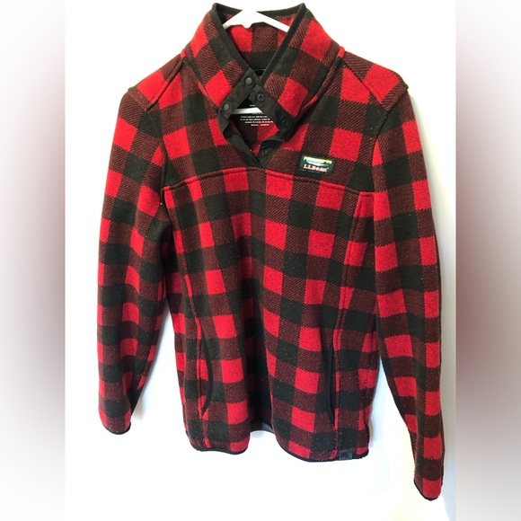L.L. Bean Buffalo Plaid Pullover - Picture 1 of 3